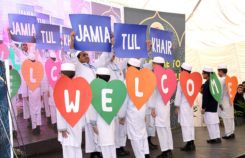 Special Representative to PM on Interfaith Harmony and Middle East and Chairman Pakistan Ullema Council Hafiz Muhammad Tahir Mahmood Ashrafi praises the successful student’s during annual ceremony with a series of prize distribution and dastarbandi, at Jamia Al Khair Johar Town