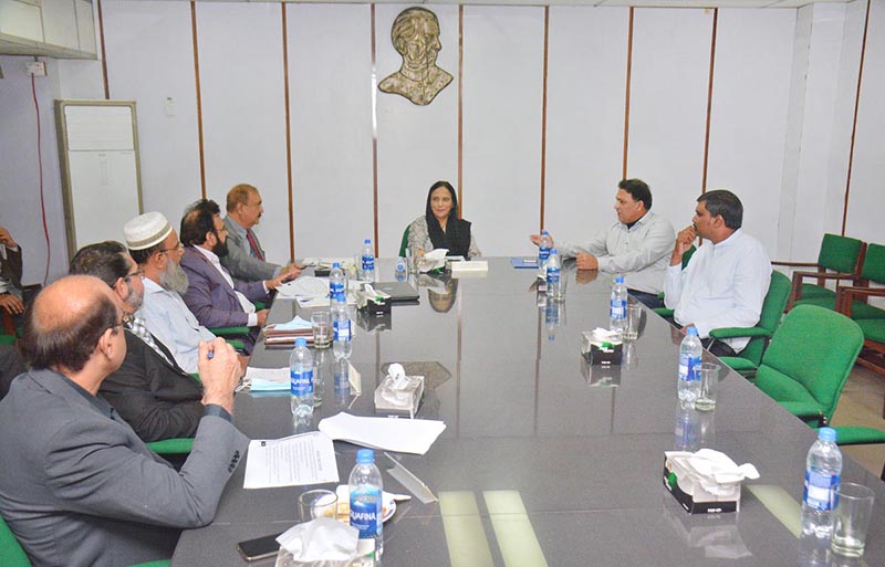 Parliamentary Secretary on Industries and Production Shahida Rehmani receiving a briefing on Pakistan Steel Mills during her visit.