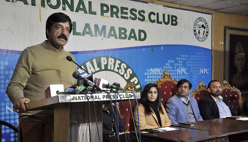 Advisor to Prime Minister for Overseas Sardar Saleem Haider Khan addressing during the inauguration ceremony of National Press Club cafeteria at National Press Club