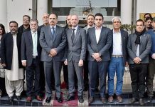 A group photo of Jakob Linulf Ambassador of Denmark to Pakistan, President Chamber Abdul Ghafoor Malik with Exporters at SCCI