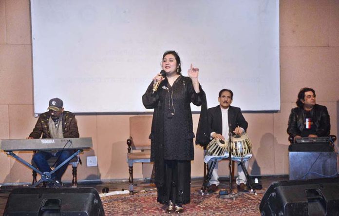 Renowned singer Sara Raza Khan is performing at the Cultural Complex