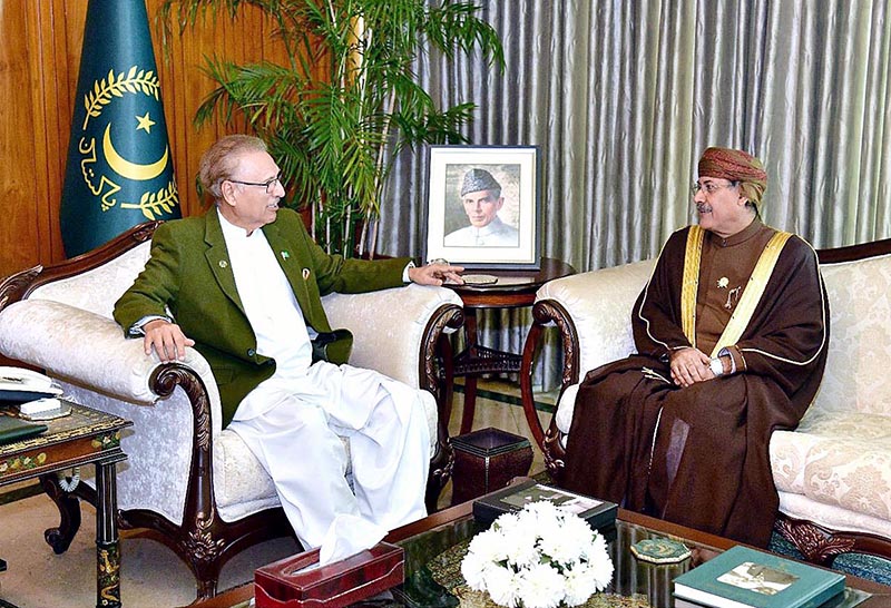 The outgoing Ambassador of Oman to Pakistan Al-Sheikh Dr. Mohammed Omar Ahmed Al-Marhoon called on President Dr. Arif Alvi at Aiwan-e-Sadr