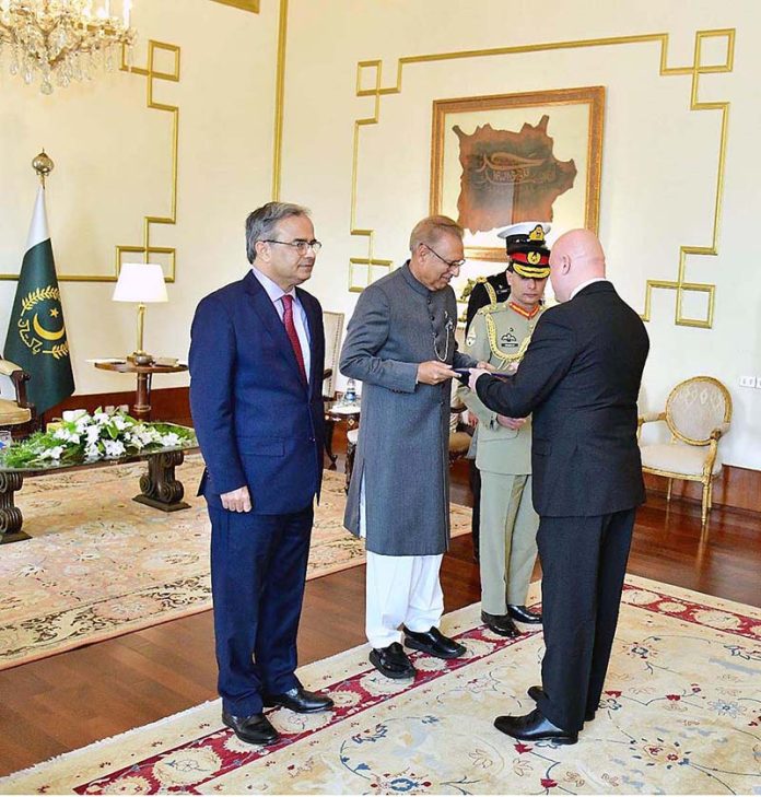 The Non-Resident Ambassador of Slovak Republic, Mr. Ladislav Ballek, presenting his diplomatic credentials to President Dr. Arif Alvi, at Aiwan-e-Sadr