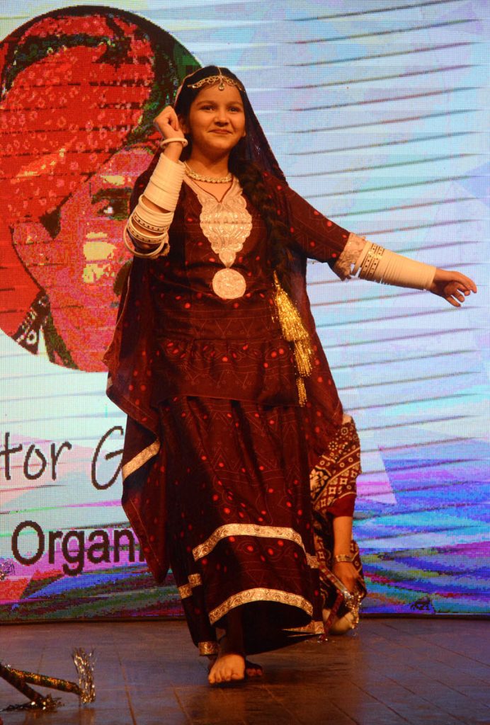 Abbas Jatt folk singer performing on the stage during Family Cultural Festival "Jungel main mungal" organized by department of information and culture at