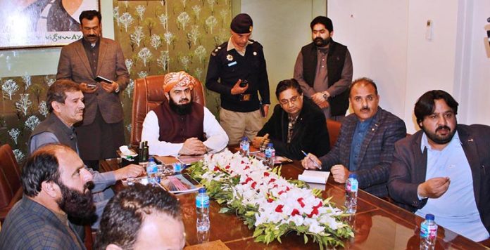 Federal Minister for Communication Maulana Asad Mehmood is briefed about NHA’s ongoing development projects