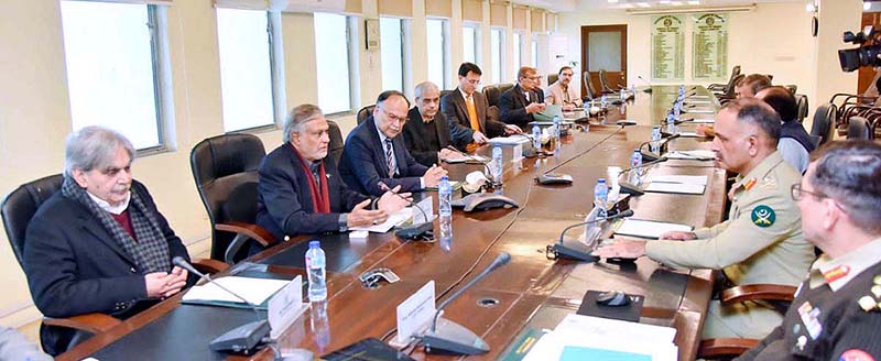 Federal Minister for Finance and Revenue, Senator Mohammad Ishaq Dar in a meeting with Chairman NDMA, Lt. Gen. Inam Haider Malik HI(M) and his team at Finance Division.