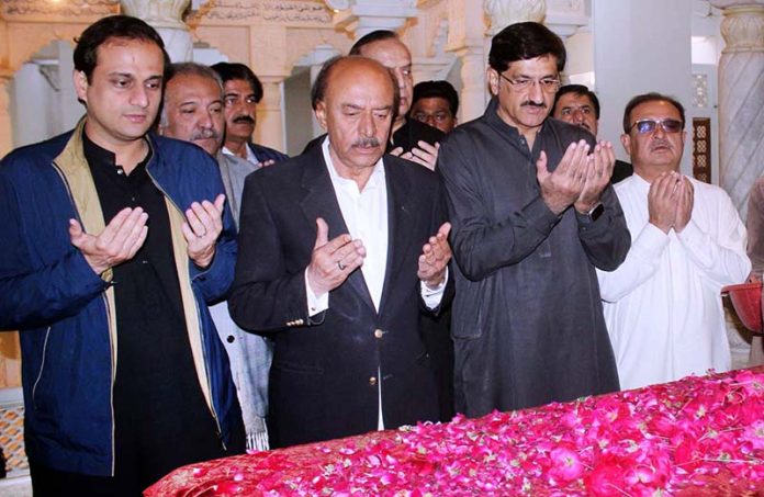 Sindh Chief Minister Syed Murad Ali Shah and other offer Fateha at the grave of former Prime Minister Shaheed Mohtarma Benazir Bhutto at Garhi Khuda Bakhsh.