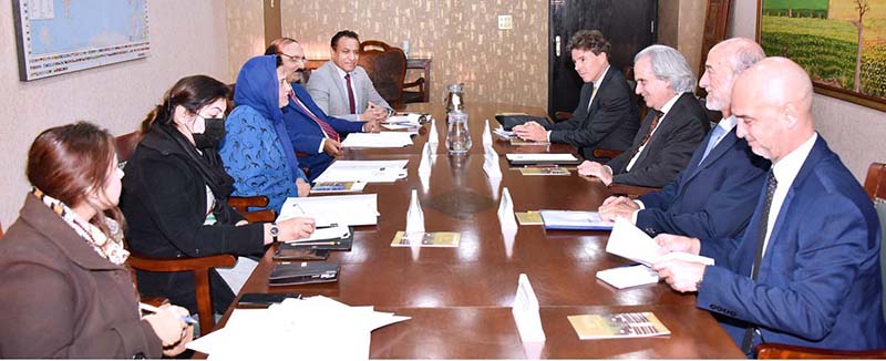 Senator Engr. Rukhsana Zuberi, Convener Pak-Argentine Parliamentary Friendship Group in a meeting with Pablo Tettamanti, Secretary of Foreign Affairs of Argentine and Ambassador of Argentine, Leopoldo Francisco Sahores at Parliament House