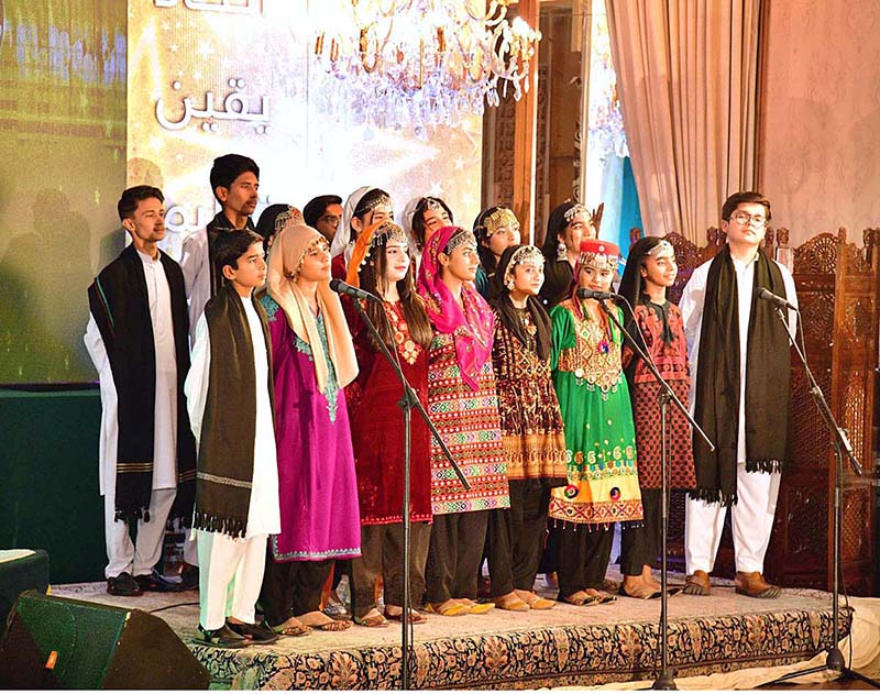 Children in cultural dresses of Pakistan performing medley and paying tribute to Quaid-e-Azam Muhammad Ali Jinnah on his 146th birth anniversary at Aiwan-e-Sadr.