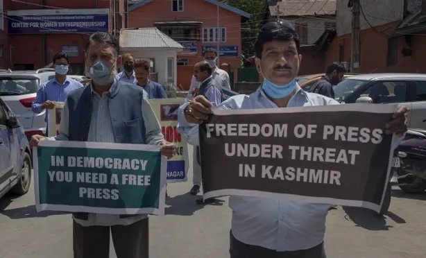 Draconian measures against Kashmiri media can't hide Indian real face in IIOJK: FO