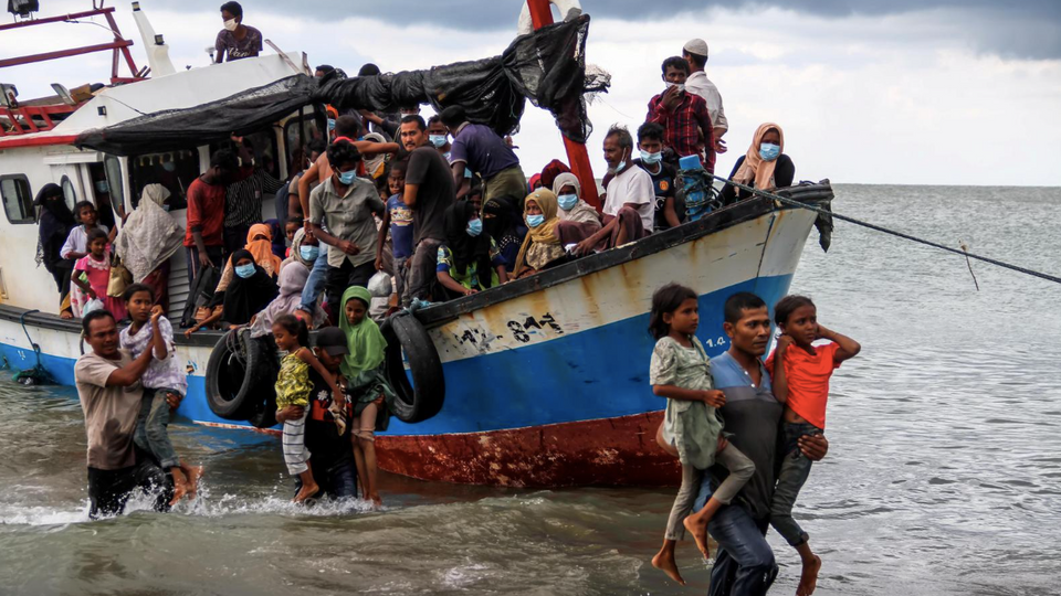 At least 180 Rohingya refugees in stranded boat feared dead: UNHCR