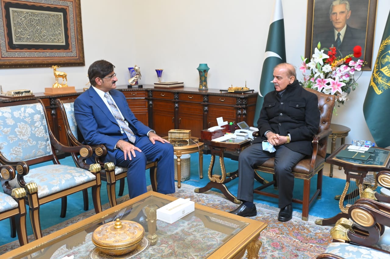 PM, CM Sindh agree to further strengthen liaison for public welfare, development