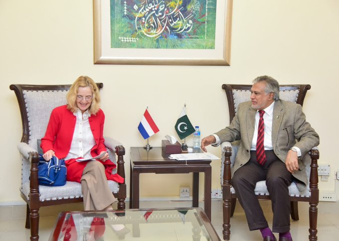 Netherlands ambassador calls on Dar