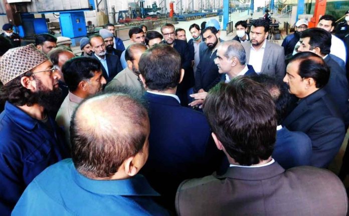 Saad Rafique visits Islamabad carriage factory Saad Rafique visits Islamabad carriage factory