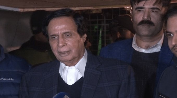 Imran, Ch Parvez decide three names for caretaker CM