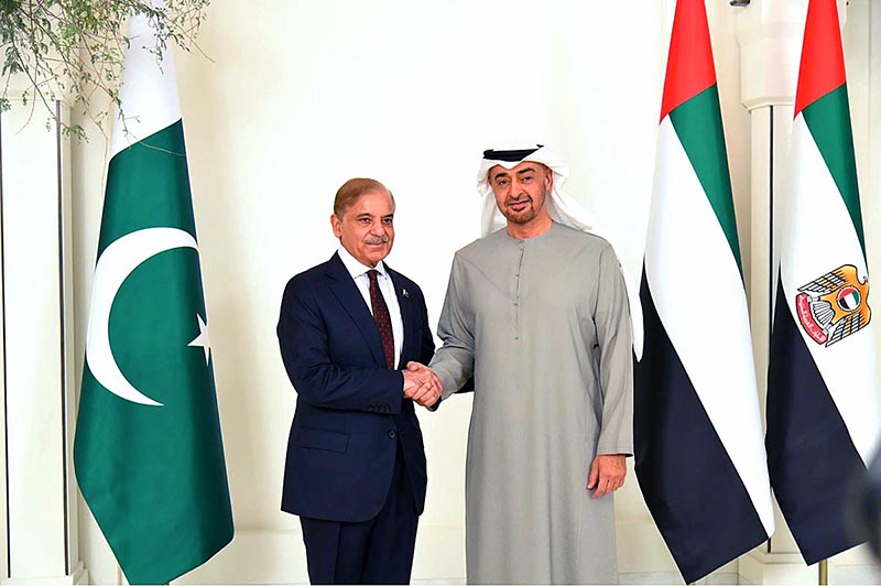 Prime Minister Muhammad Shehbaz Sharif meets the President of the United Arab Emirates His Highness Sheikh Mohamed Bin Zayed Al Nahyan