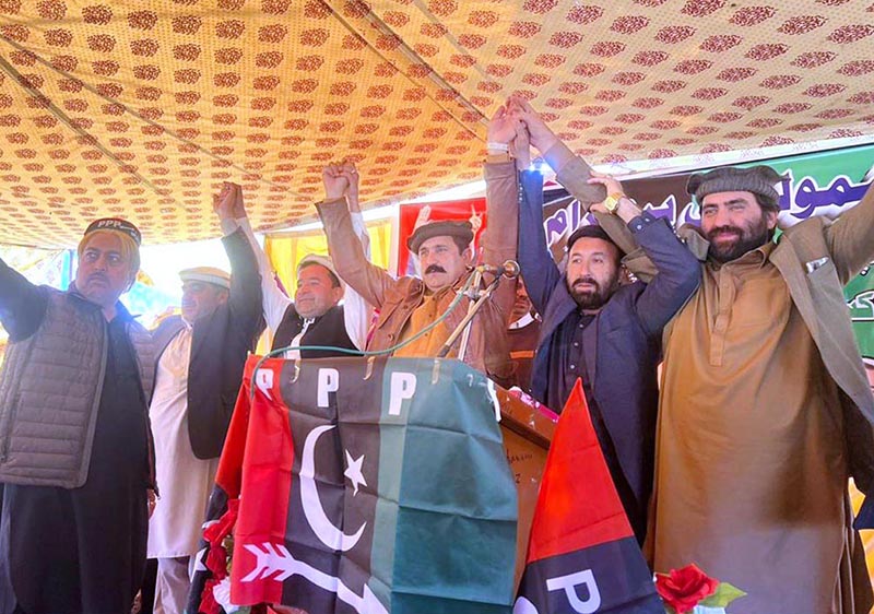 Federal Minister for Overseas Pakistanis and Human Resource Development Mr. Sajid Hussain Turi shows unity and strength during inaugurated office of Benazir Income support Program