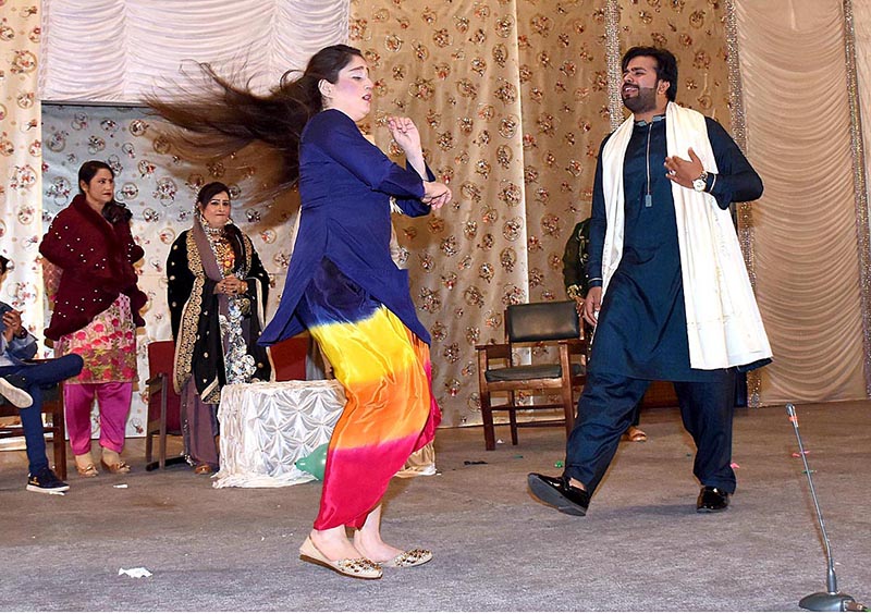 Artists are performing their art on the stage during Drama (Ishq Dhamalan Paway) at Arts Council in the city of saints