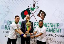 High Commissioner for Pakistan to Bangladesh Mr Imran Ahmed Siddiqui awards trophies to the Champion team of the first Pakistan- Bangladesh Friendship Badminton Tournament. Bangladesh team won the tournament while WFP team stood runner up. Pakistan high commission team gained third position in the tournament.