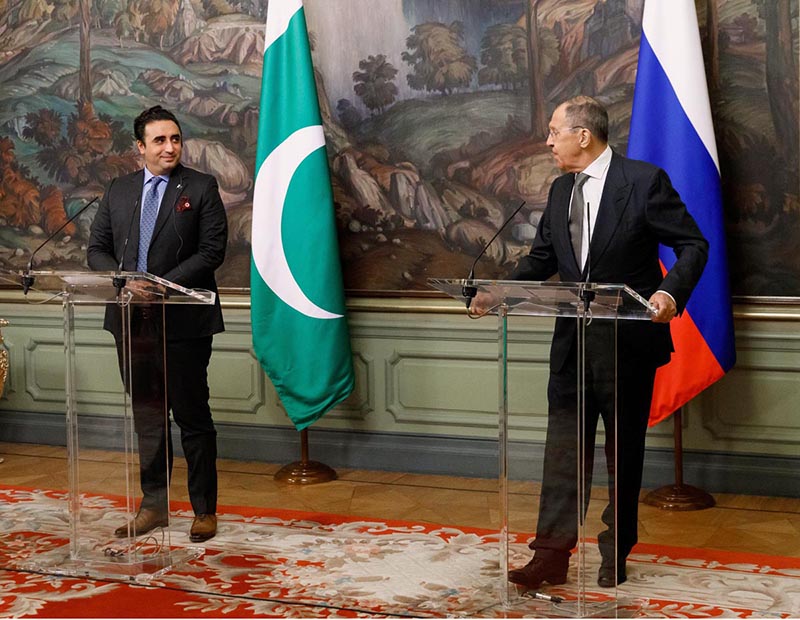 Foreign Minister Bilawal Bhutto in a press conference along with his Russian counterpart Sergey Lavrov