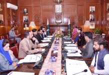 A delegation of Young Nurses Association called on President Dr. Arif Alvi, at Governor House