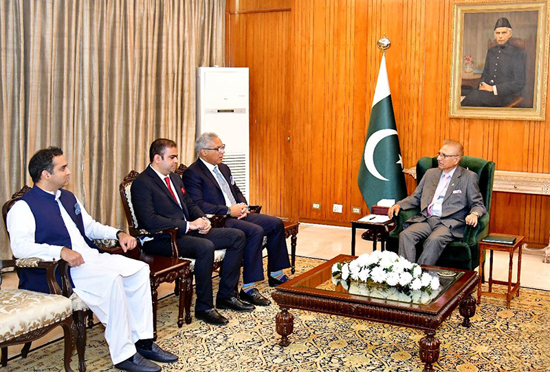A delegation of Digital Ocean led by its CEO Yancy Spruill called on president Dr. Arif Alvi at Aiwan-e-Sadr.