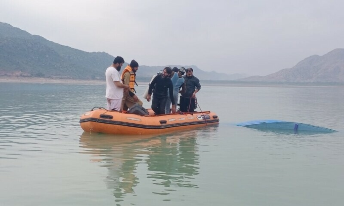Kohat boat incident; Funeral prayer of 11 children offered