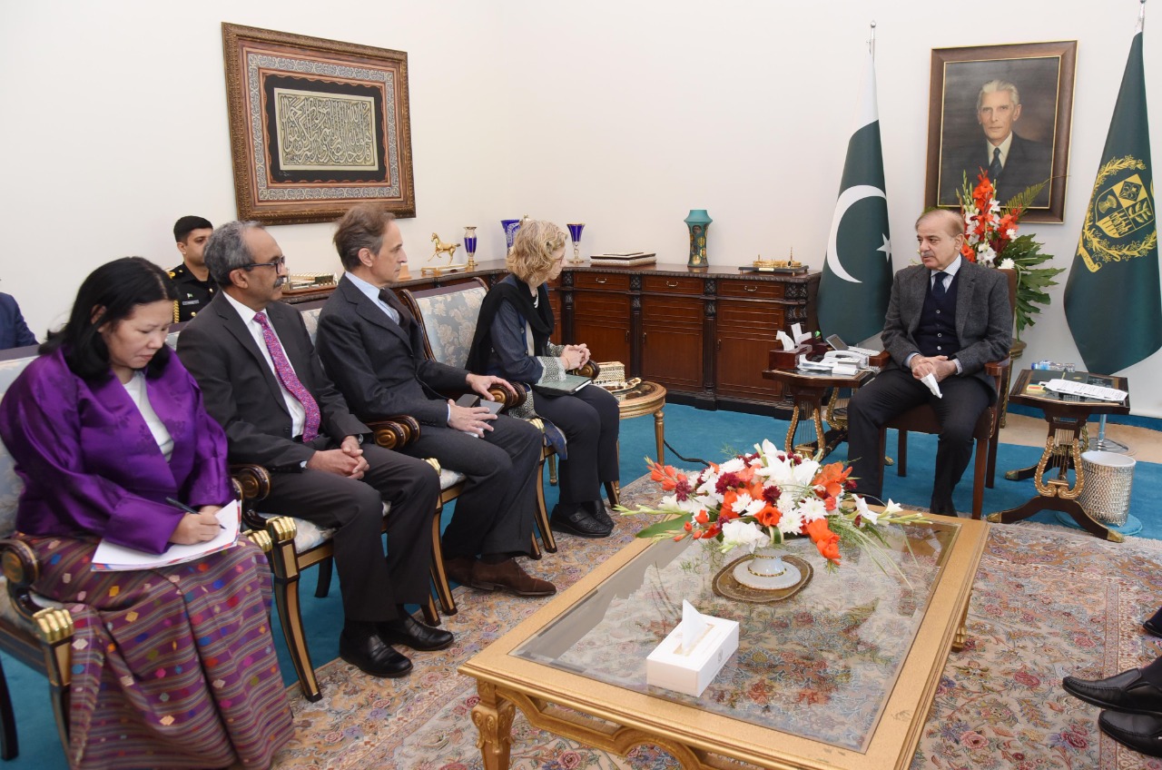 PM stresses global response on Pakistan's vulnerability to climate change