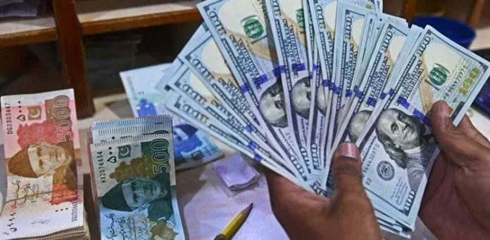 Rupee recovers Rs 1.52 against dollar
