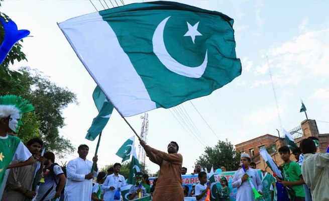 Kashmiris celebrate Pakistan Day with full enthusiasm, devotion
