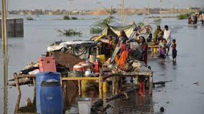 Pakistan should play leading role in establishing fund for climate victims Pakistan should play leading role in establishing fund for climate victims