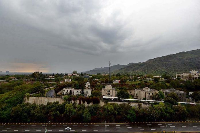 A beautiful view of clouds hovering over the skies of Federal Capital.
