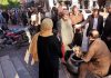 Free iftari being distributed among people at Karachi Company