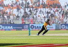Peshawar Zalmi down Islamabad United in a thrilling PSL game