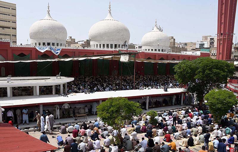 People offering first Namaz-e-Jumma at Historical New Memon Mosque during Holy Fasting Month of Ramzan ul Mubarak