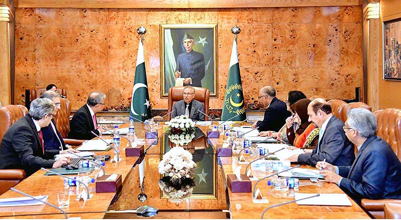 President Dr. Arif Alvi chairing a meeting of National School of Public Policy (NSPP) at Aiwan-e-Sadr