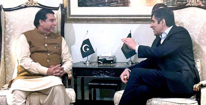 Managing Director SNGPL Amer Tufail called on Speaker National Assembly Raja Pervez Ashraf