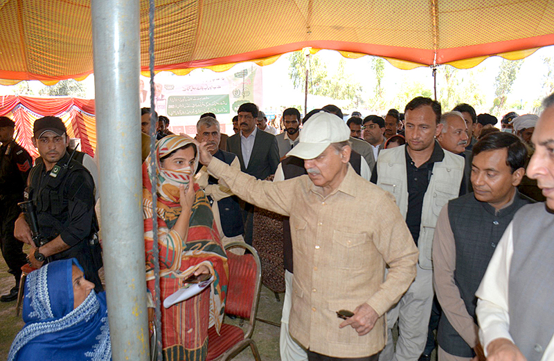 Prime Minister Muhammad Shehbaz Sharif visiting free flour distribution point established as part of Prime Minister's Ramzan Relief Package for deserving families