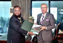Federal Tax Ombudsman (FTO), Dr. Asif Jah, is presenting FTO’s Annual Report-2022, to President Dr Arif Alvi, at Aiwan e Sadr