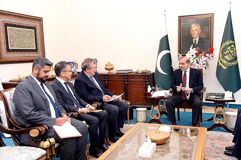 CEO of Barrick Reko Diq Mining Company, Mr. Mark Bristow along with a delegation calls on Prime Minister Muhammad Shehbaz Sharif