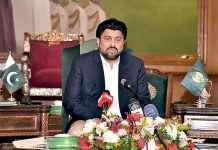 Governor of Sindh Kamran Khan Tessori addressing a press conference at Governor House