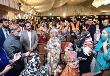 Prime Minister Muhammad Shehbaz Sharif visits free flour distribution points established as part of Prime Minister’s Ramzan Relief Package for deserving families