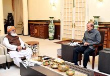 President Jamiat Ulema e Islam (F) Maulana Fazal ur Rehman calls on Prime Minister Muhammad Shehbaz Sharif