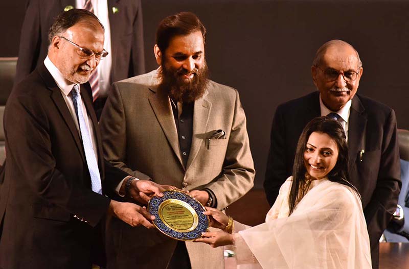Governor Punjab Muhammad Balighur Rehman and Minister for Planning, Development and Reforms, Prof. Ahsan Iqbal distributing “ National Engineering Excellence Award at Expo center “during a function on the World Engineering Day for Sustainable Development proclaimed by UNESCO at its 40th General Conference in 2019. It is celebrated worldwide on 4th March of each year since 2020