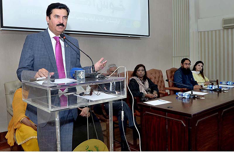 Minister of State for Poverty Alleviation and Social Safety, Faisal Karim Kundi addressing to the seminar on "Women's Rights and the Role of Media" at Information Services Academy