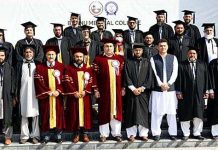 Deputy Speaker National Assembly Zahid Akram Durrani in a group photo with Graduates and Faculty Members of Bannu Meducal College