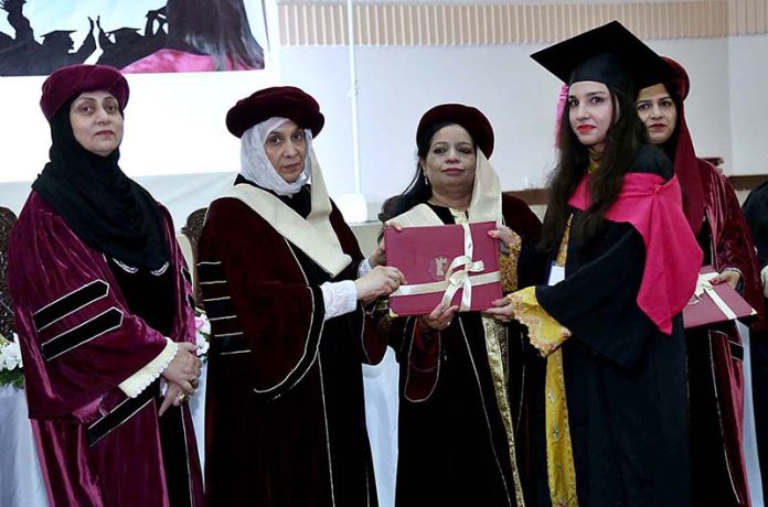 VC SBBWU Prof. Dr. Safia Ahmed and Care Taker Education Minister Daar Shad Qaiser awarding a degree to students during 7th Convocation of SBBWU