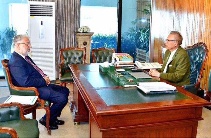 Chairman Higher Education Commission, Dr. Mukhtar Ahmed, called on President Dr. Arif Alvi, at Aiwan-e-Sadr