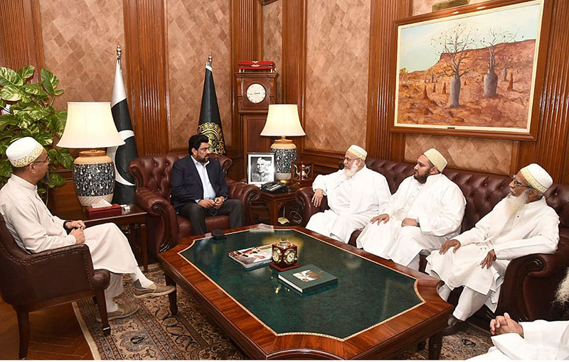 A 5-member delegation of the Bohra community is meeting Governor Sindh Kamran Khan Tesori at the Governor's House