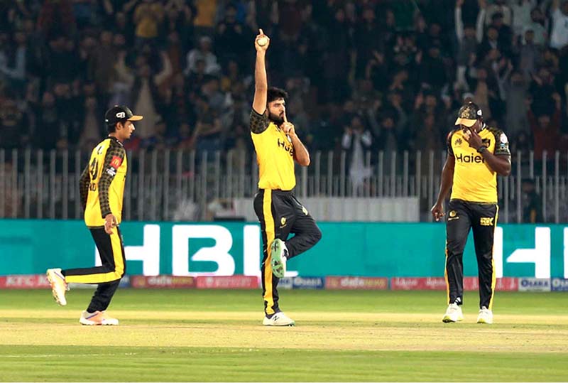 <em>Karachi kings batsman Matthew Wade bowled out during PSL 8 T20 cricket match played between Peshawar Zalmi and Karachi kings teams at Pindi Cricket Stadium</em>